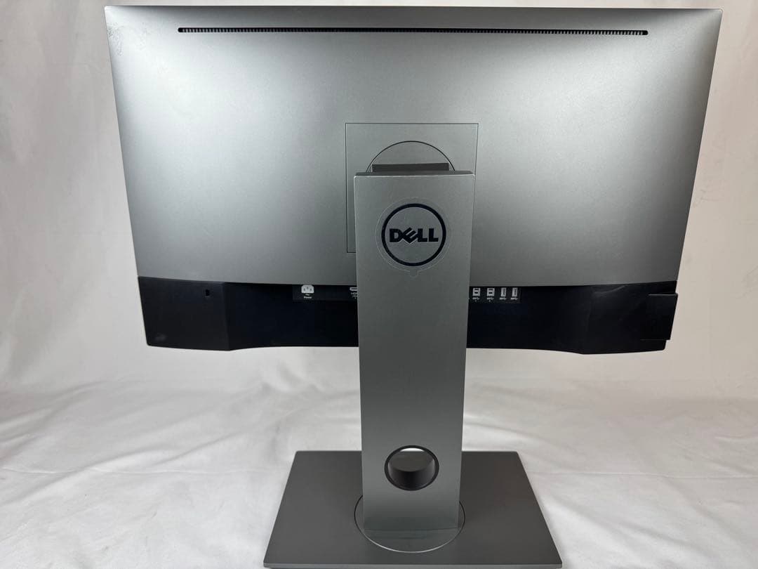 DELL UP2516D 25インチモニター　 PS4対応　回転機能 2k解像度