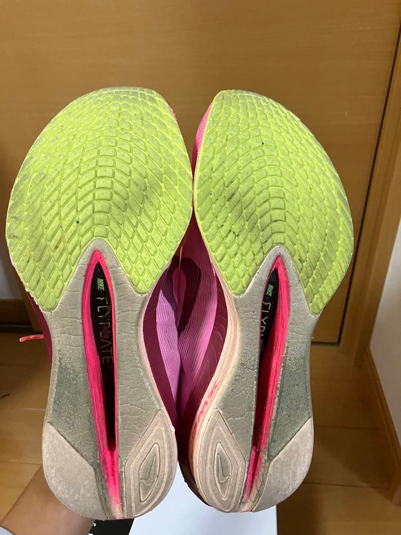 Nike ヴェイパーフライ4 ピンク27.5(ウィメンズ)