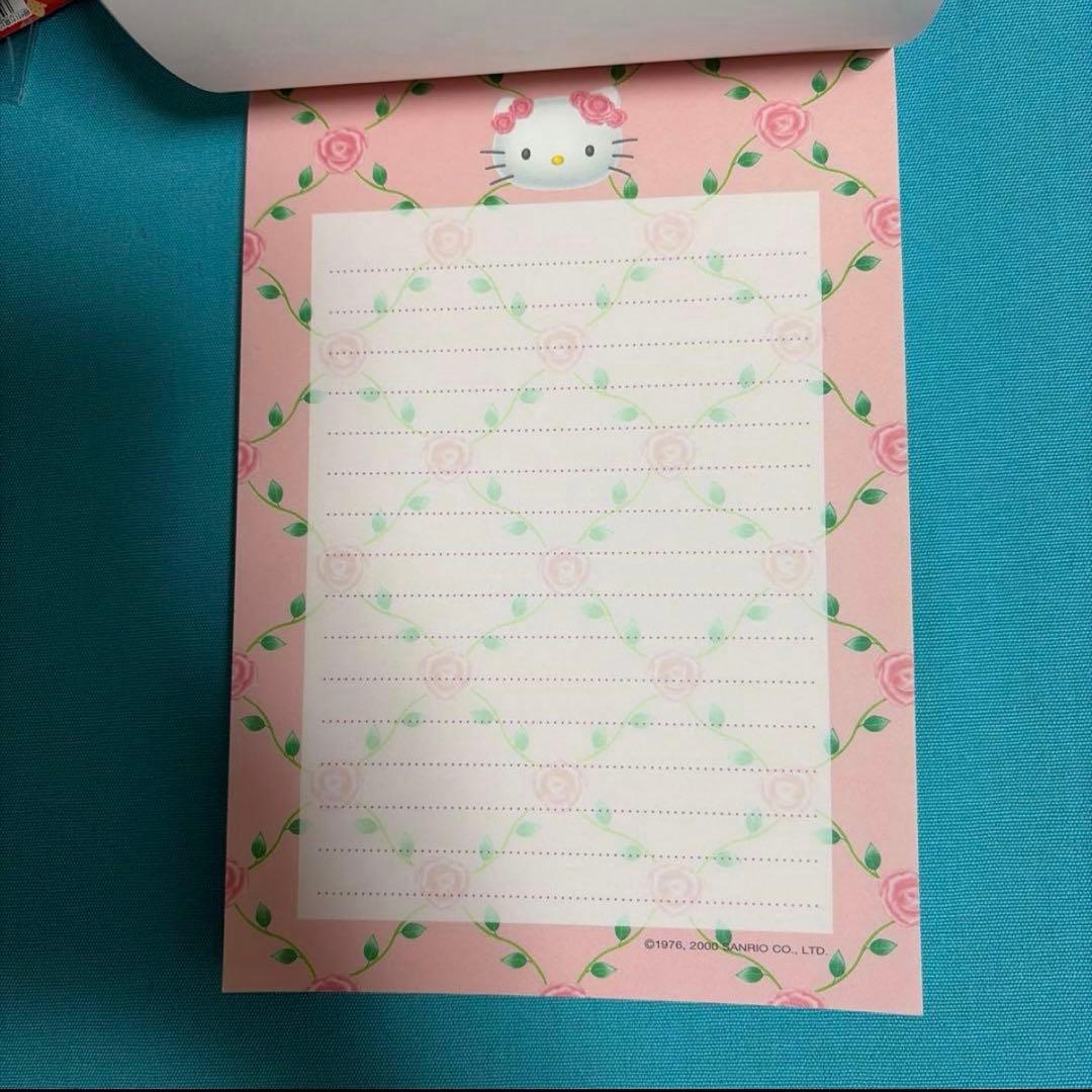 サンリオ　2000年　ハローキティ　薔薇　メモ帳