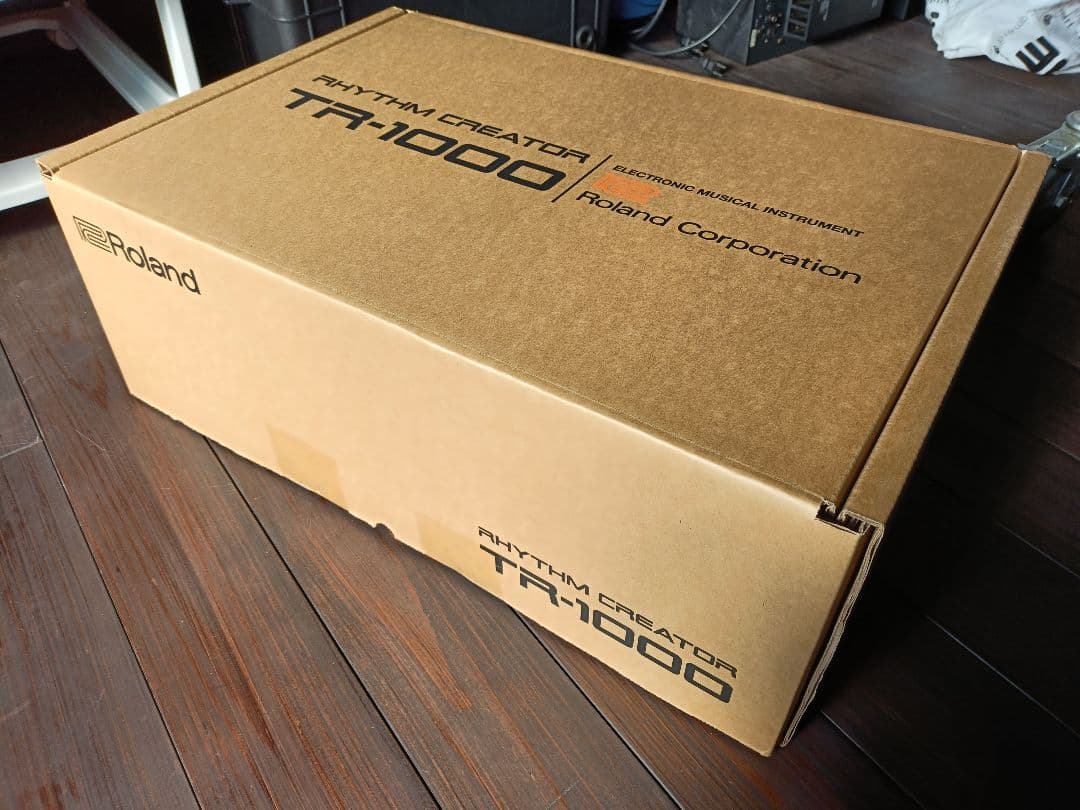 Roland TR-1000 ドラムマシン