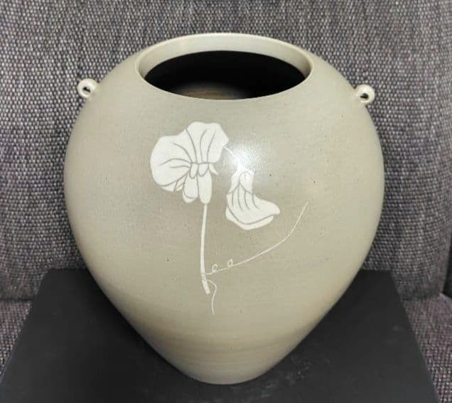 今井政之　象嵌彩春装双耳花壶