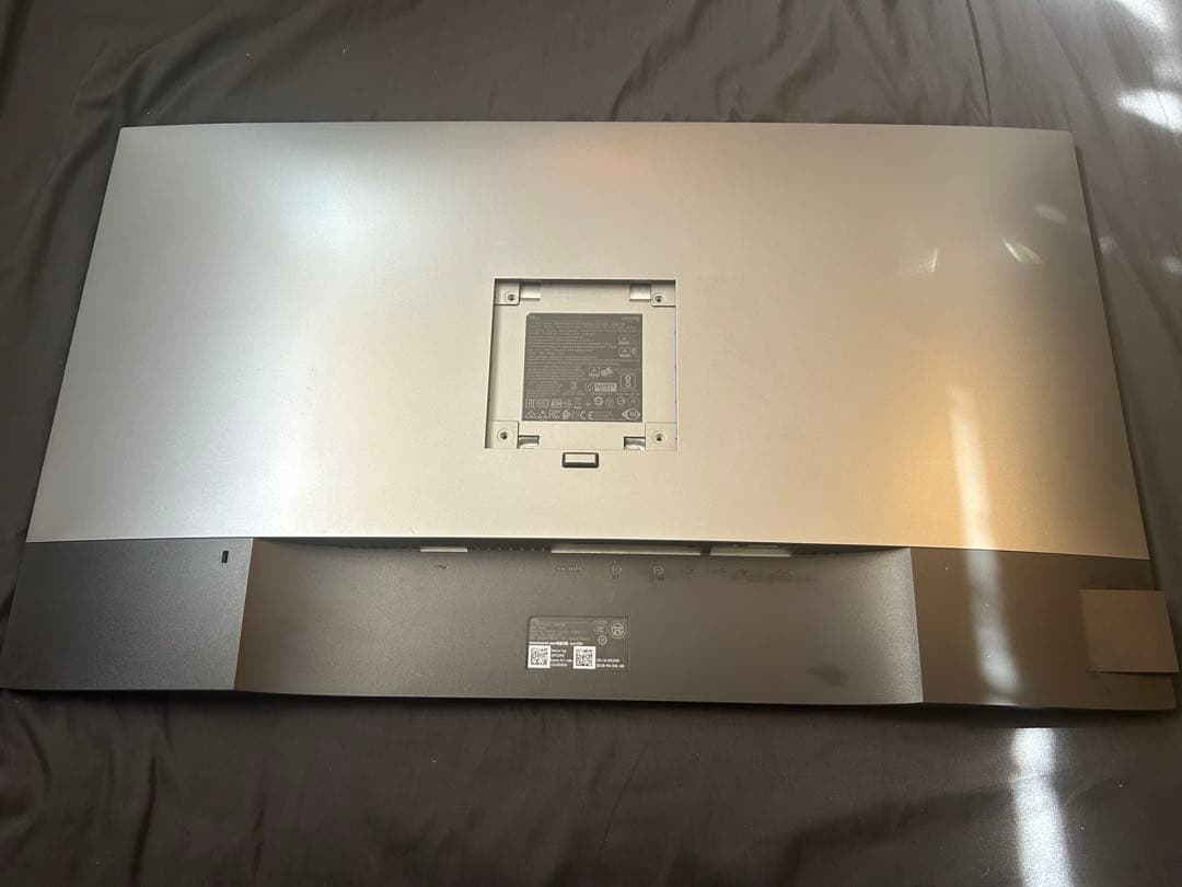 DELL 32インチ４Kモニター U3219Q