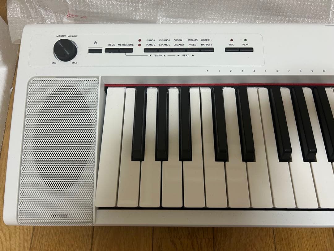 Yamaha NP-32 ホワイト 電子ピアノ