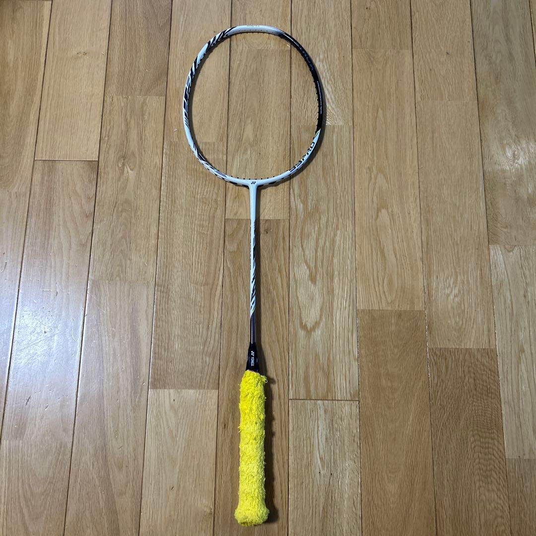 バドミントンラケット astrox99pro 4ug5 値下げしました