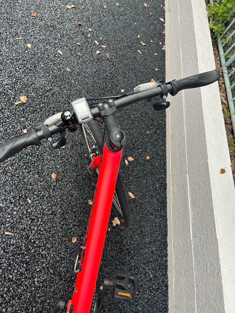 【たっきー】SPECIALIZED SIRRUS クロスバイク