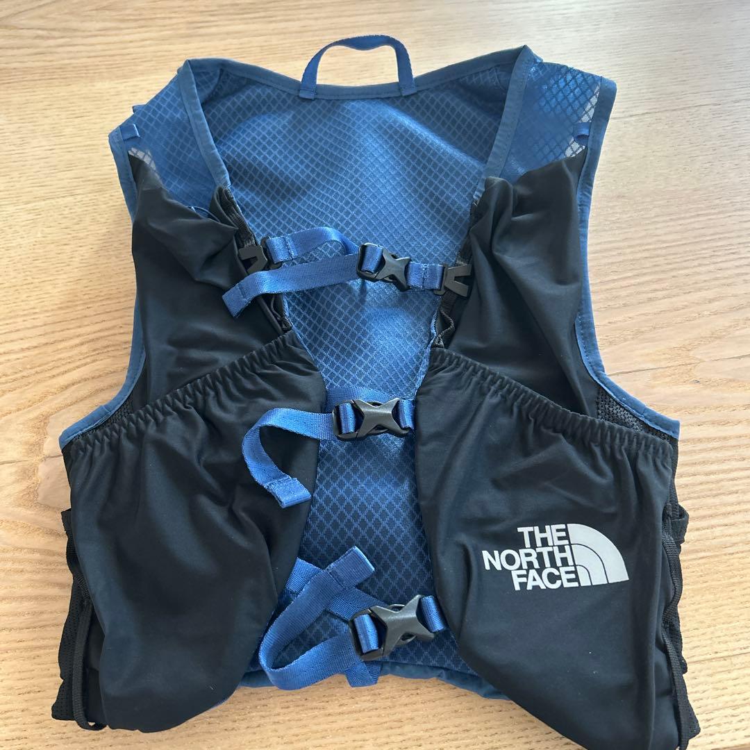 ランニングベスト　ノースフェイス