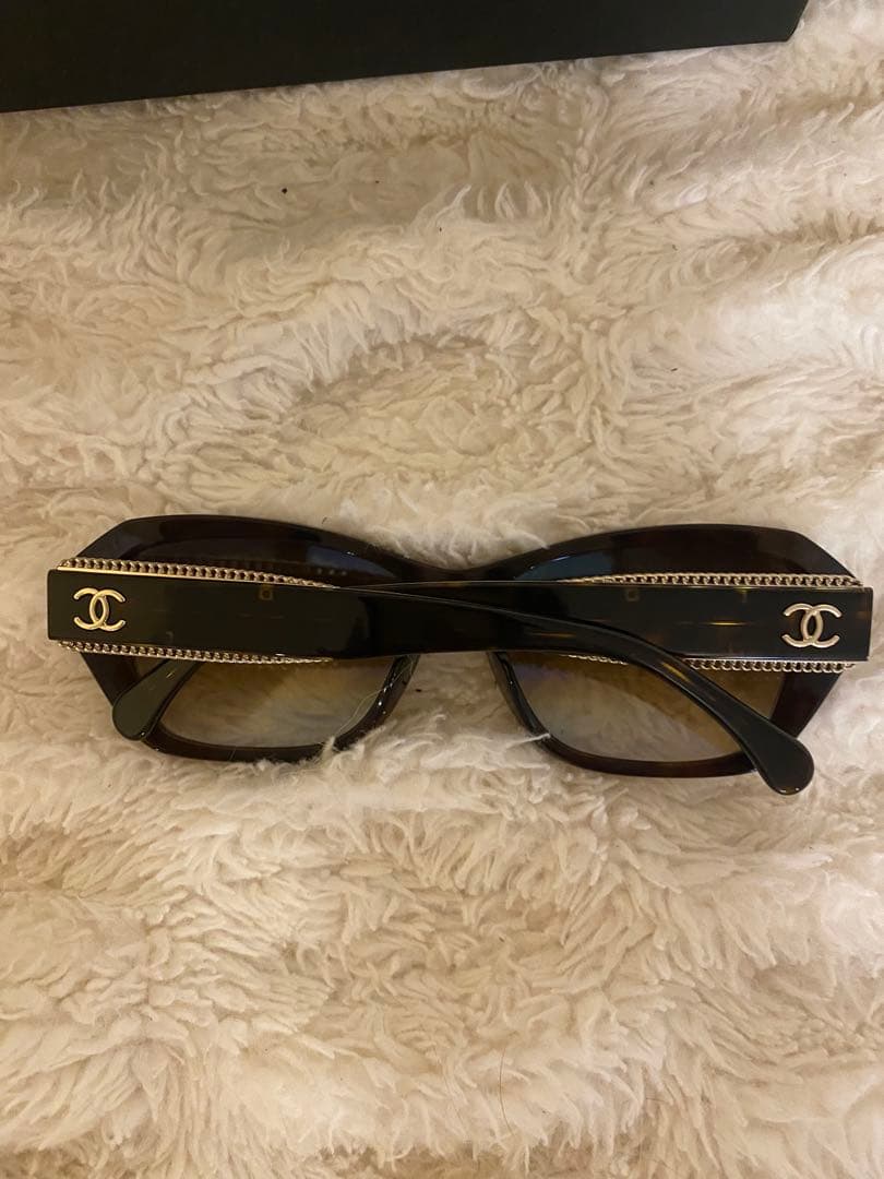 シャネル　サングラス　レディース