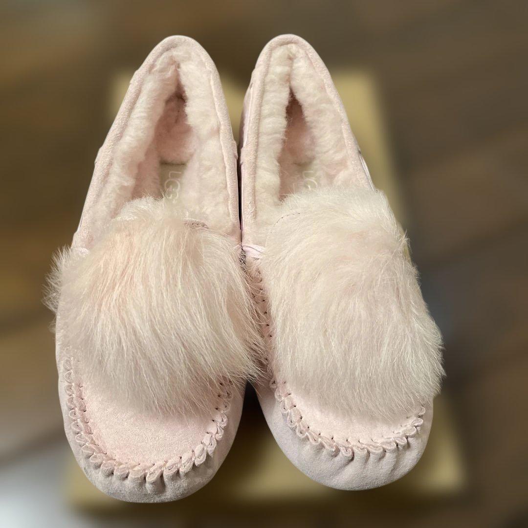 UGG アグ ダコタ ポンポン Dakota Pom Pom 23cm