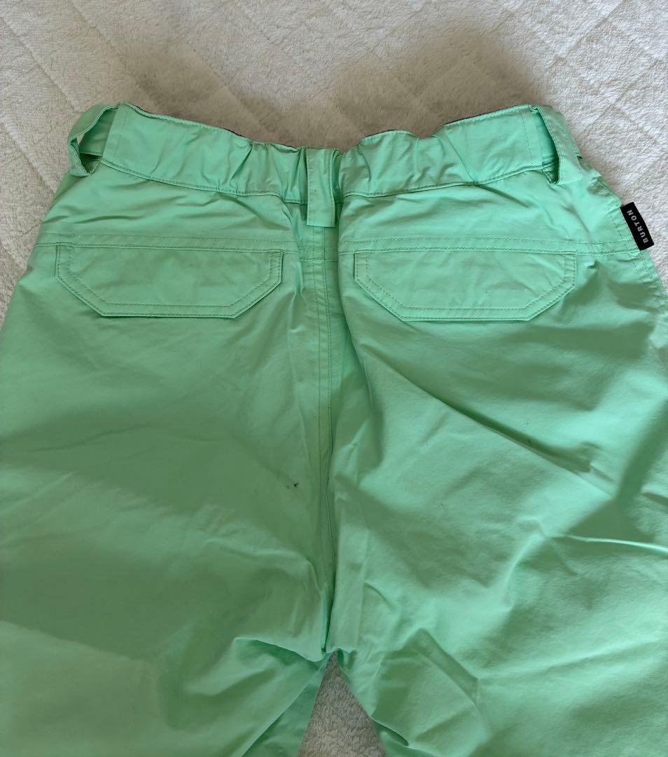 ★burtonキッズスノボード・スキーウェア上下セット★