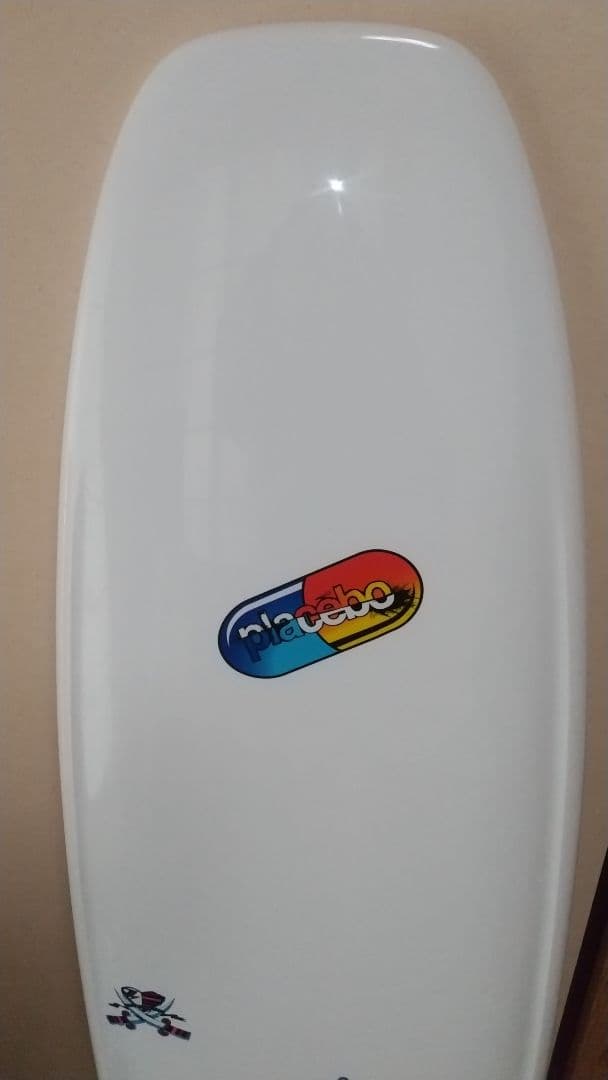 新品同様 プレセボ サーフボード