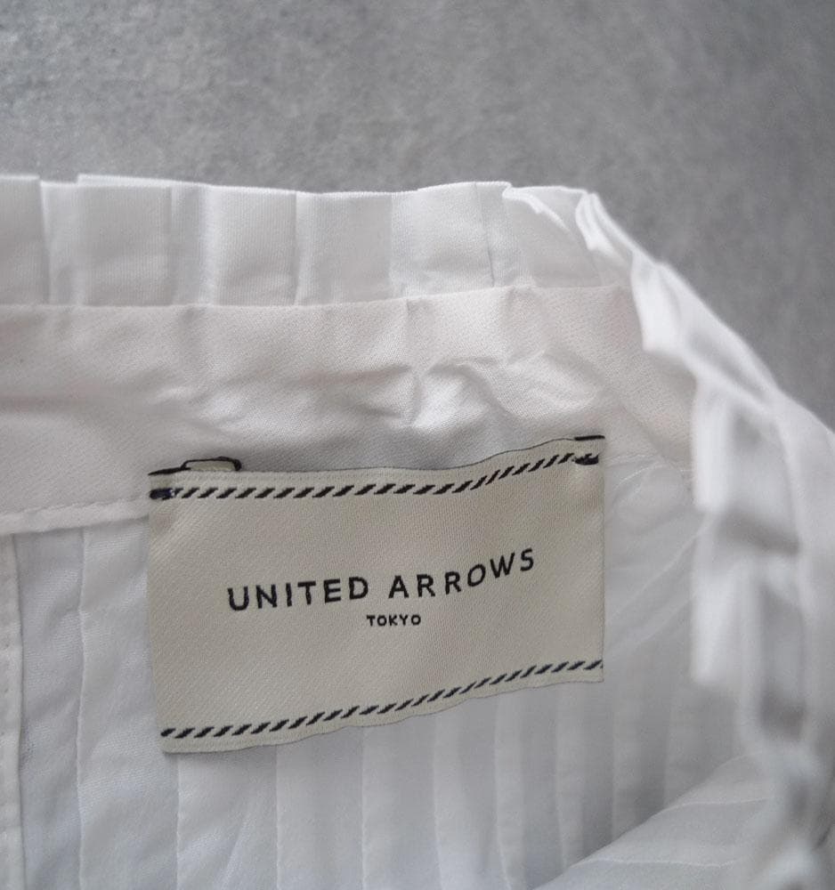 ■専用■美品 ユナイテッドアローズ TOKYO 2万円 スタンドカラーブラウス