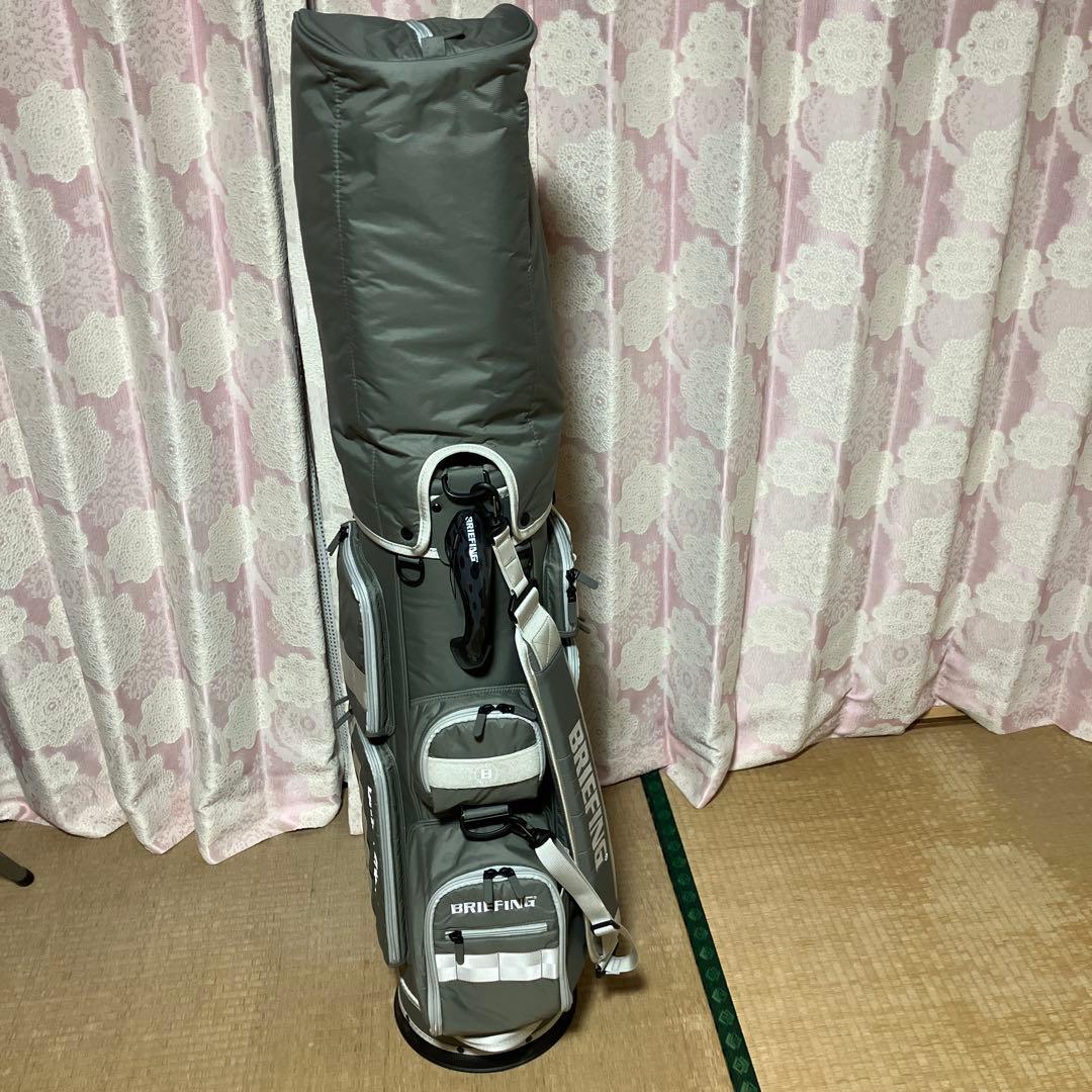 【美品】ブリーフィング キャディバッグ CR-6 #3 2025年　L.GRAY