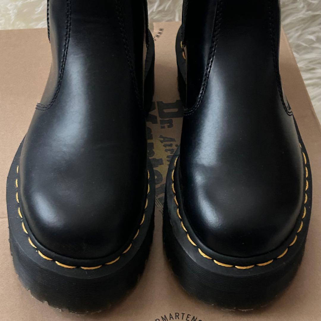 【ドクターマーチン】チェルシーブーツ　黒　厚底　サイドゴア　UK4 23.0㎝