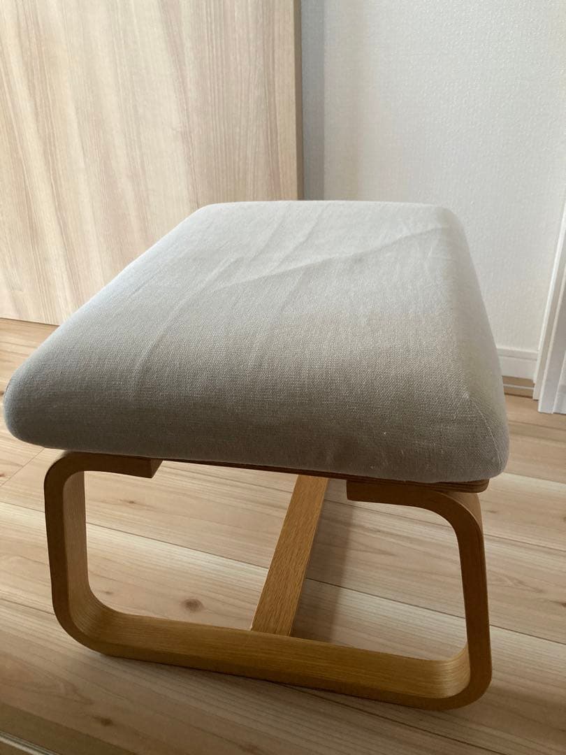 無印良品　リビングでもダイニングでもつかえるベンチ