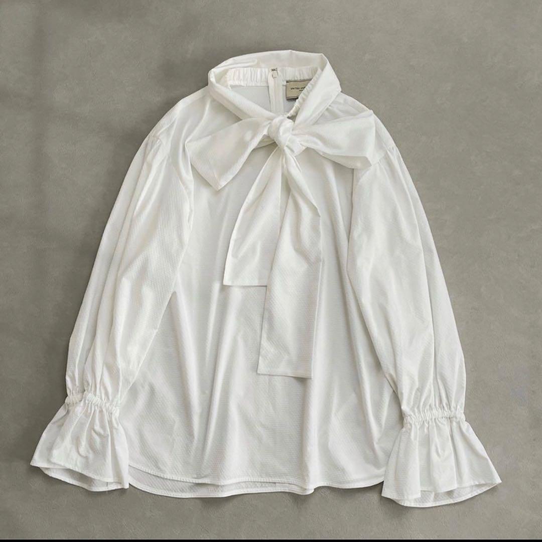 united arrows ボウタイドットフレアスリーブブラウス