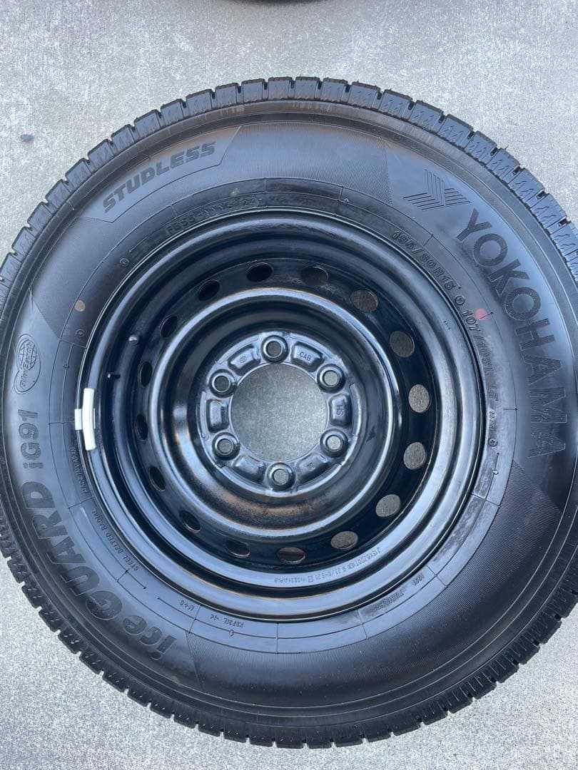 【EI】走行わずかヨコハマ195/80R15ハイエース スタッドレス4本