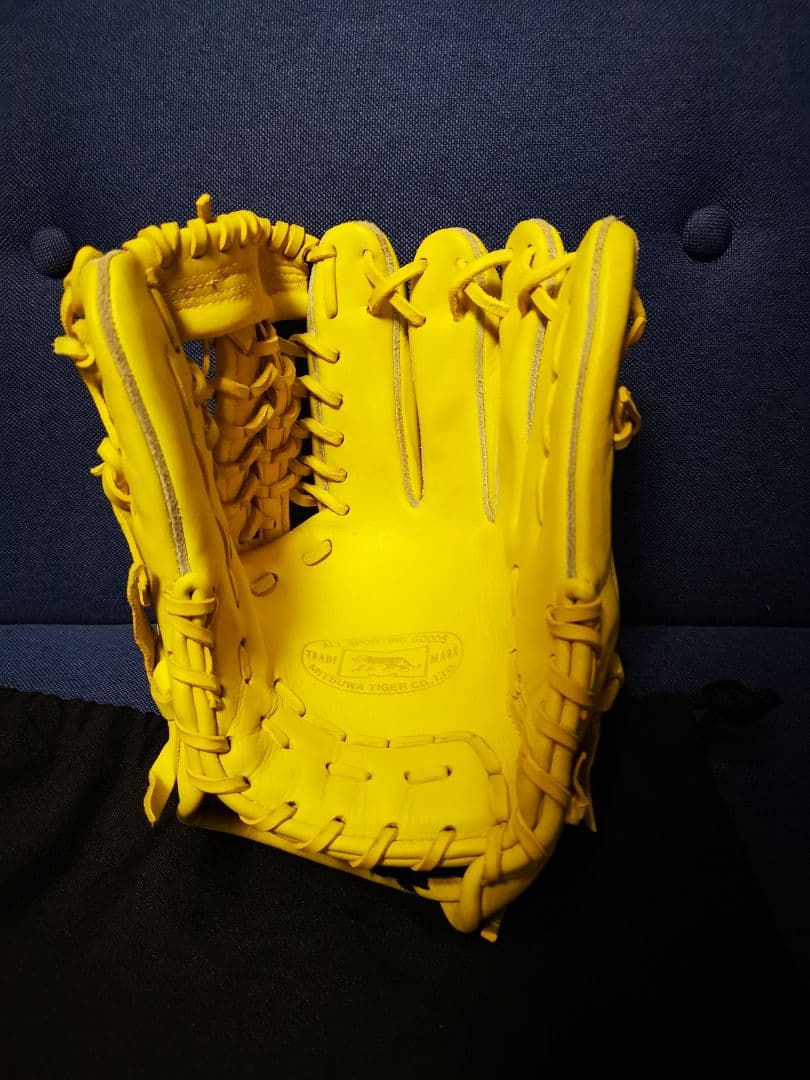軟式 グローブ ミツワタイガー