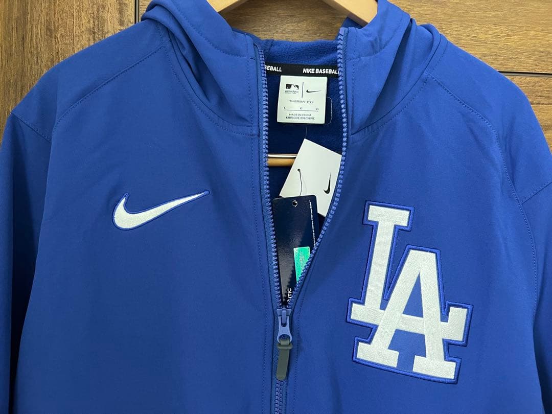 選手着用モデル ドジャース サイズL フルジップフーディー 新品未使用タグ付