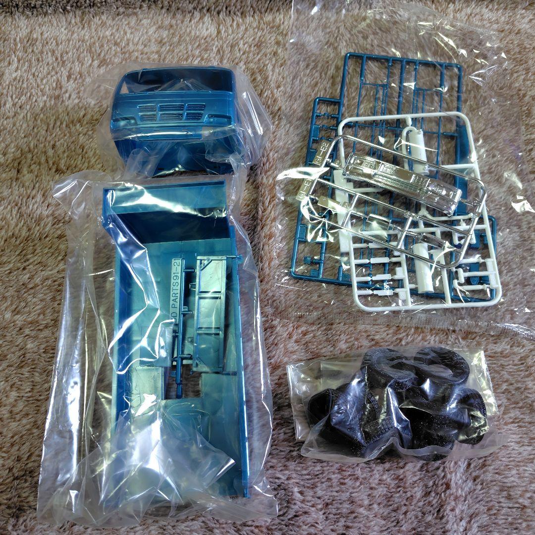 アオシマ 1/32 大型デコトラ 海王門 コボレーン装着仕様