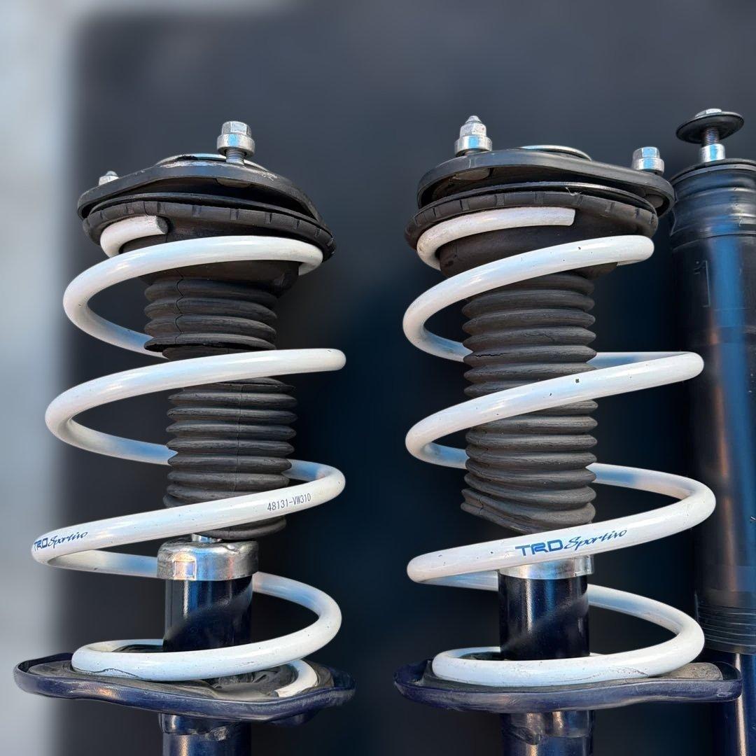 30系 プリウス ZVW30 TRD スポルティーボ サスペンションキット