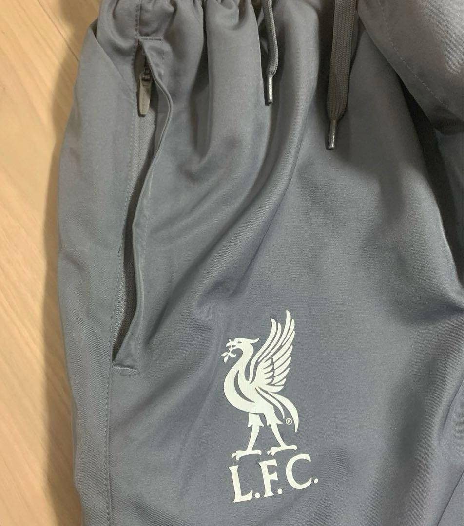 リヴァプール　ニューバランス　プレゼンテーションスーツ　上下セット　ジャケット