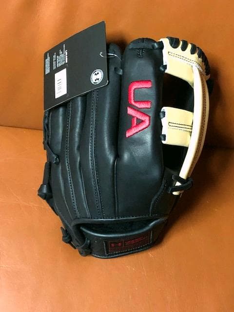 新品☆最高級☆USA限定発売☆星条旗ロゴ☆アンダーアーマー★内野手グローブ★右投