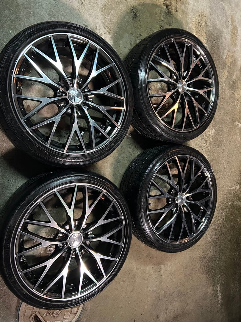 プリウス 18インチ アルミホイール タイヤ付き4本セット 215/40R18