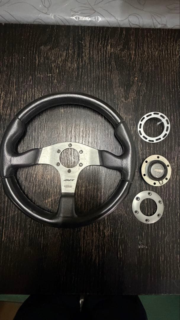 momo Pace ステアリング ハブアダプター付き