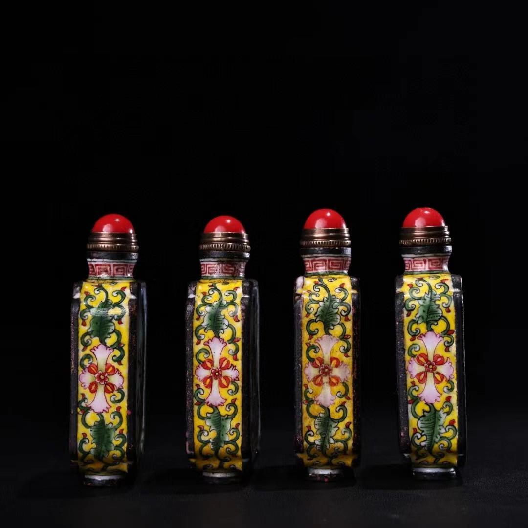 中国古美術・旧藏純銅製景泰藍四大美女の鼻煙壺・純手描き・七宝烧 ・純銅製・置物