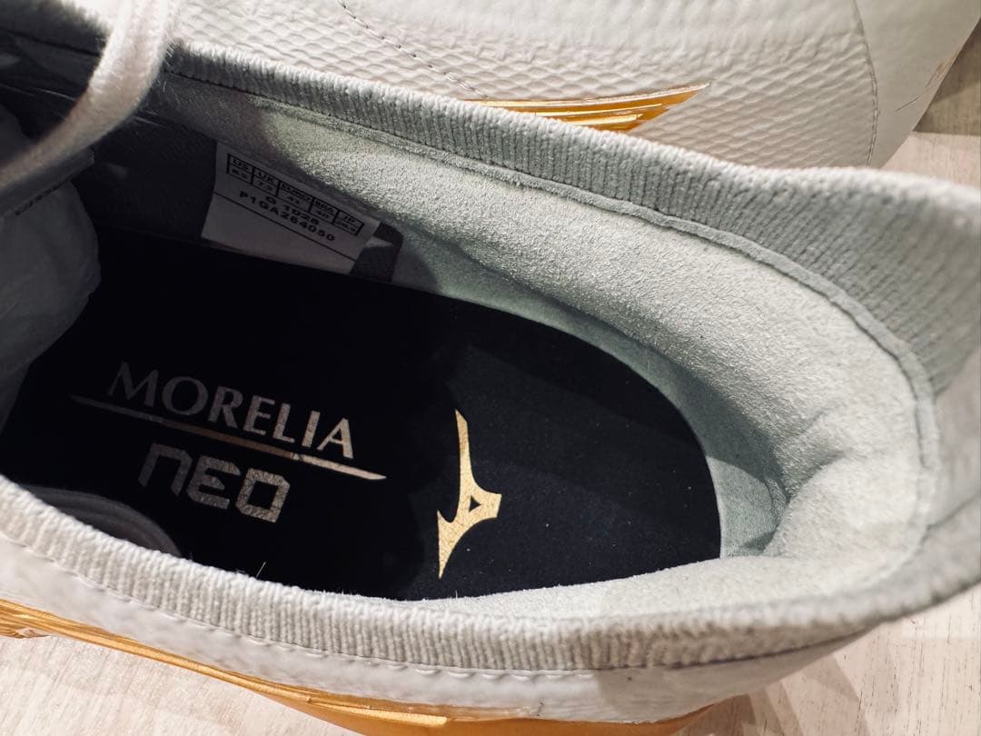 ゆか☆新品Mizuno モレリアネオ 4 ベータ JAPAN 26.5cm