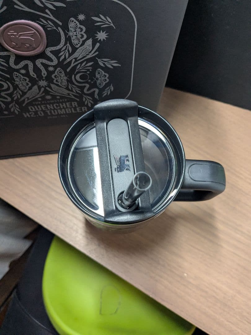 スタンレー クエンチャー 591ml ブラックダマスクハロウィン限定完売品