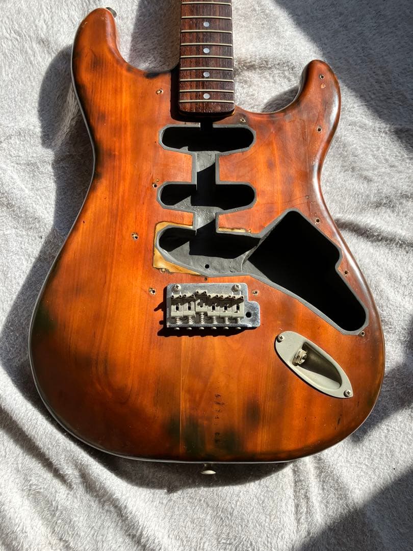 フレッシャー　ストラトタイプ　ボディ　ネック　Fresher 現状渡し