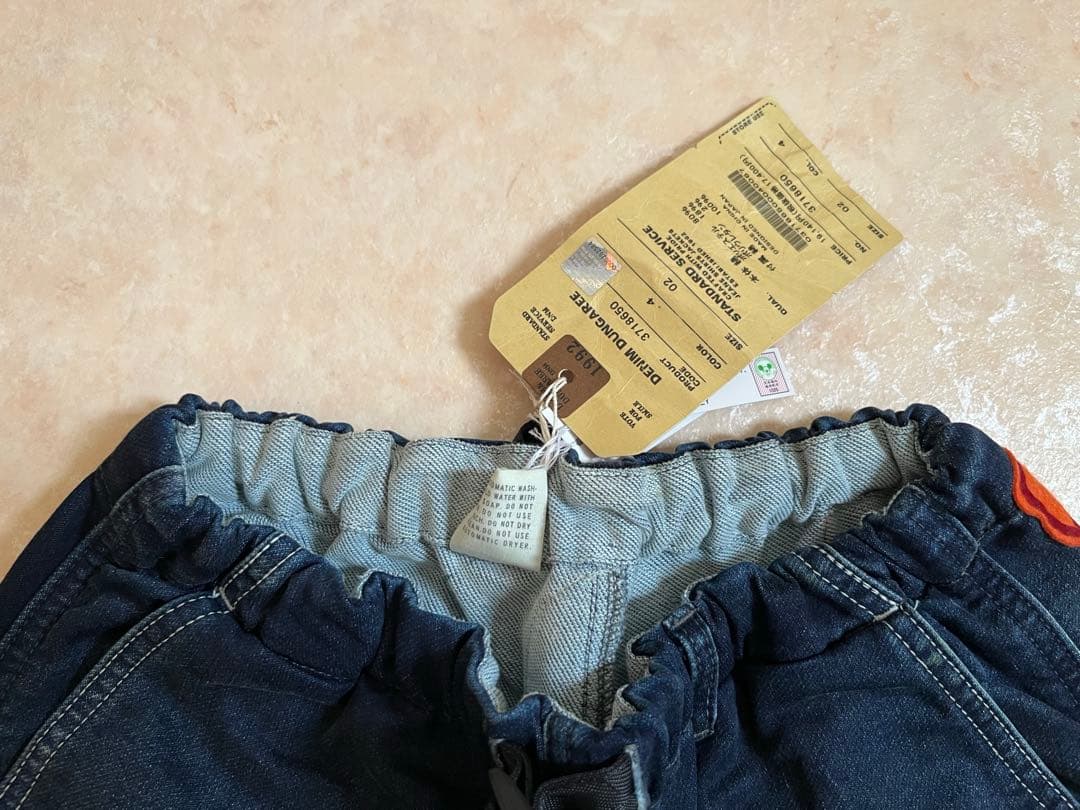 デニム＆ダンガリー　新品タグ付　ミッキー　デニムパンツ　02