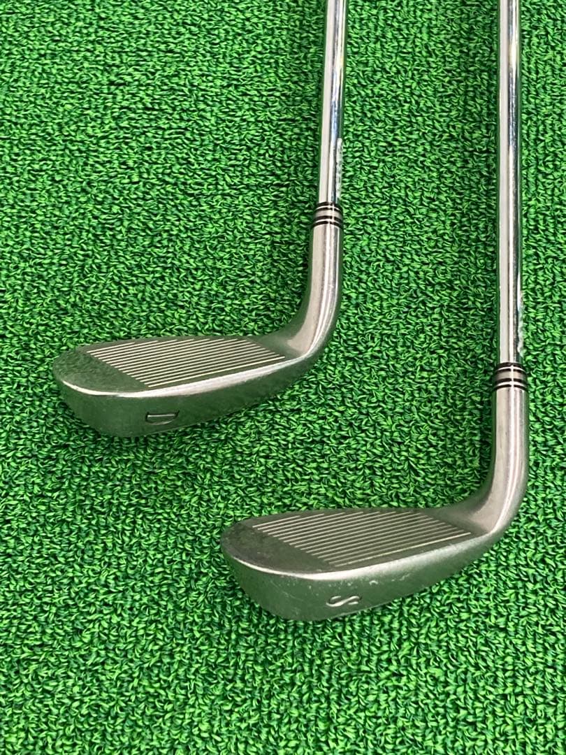 ゼクシオクロスアイアン　8本セット　スチールR