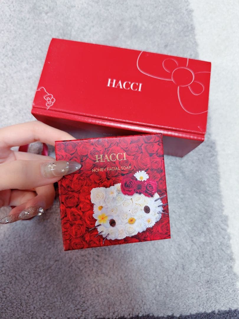 ハローキティ× HACCI ハッチ ハニーバブルセット