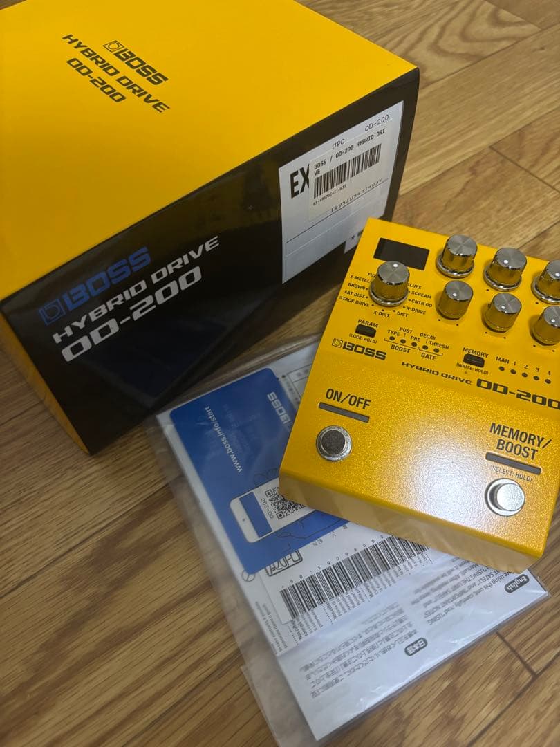 BOSS OD-200 オーバドライブ、ディストーション、ファズ