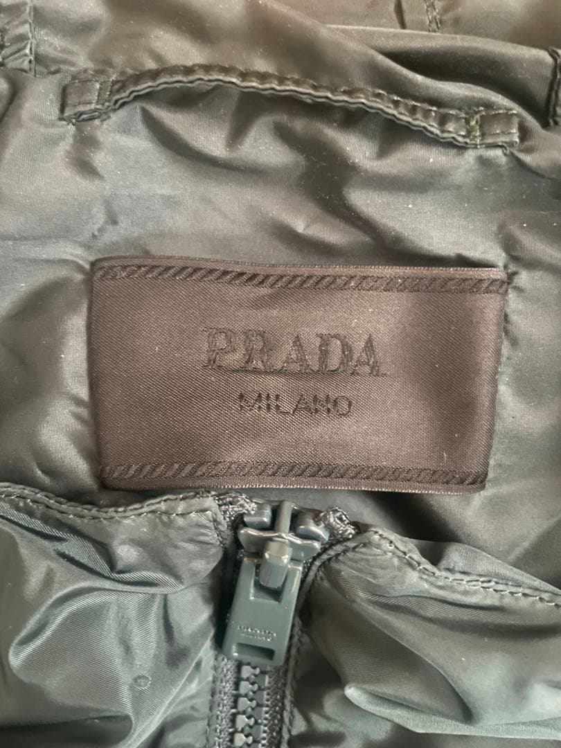 プラダ PRADA ナイロンジャケット