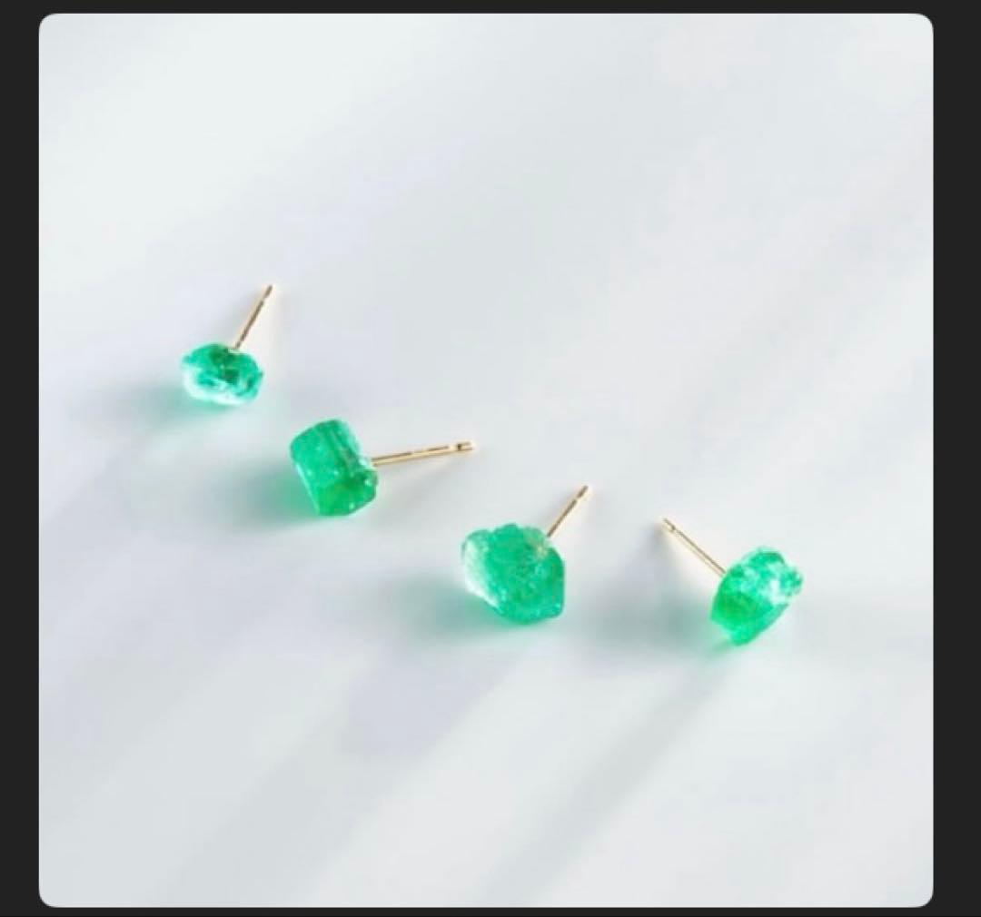 bororo ボロロ 原石 シングル ピアス エメラルド K18 44,000