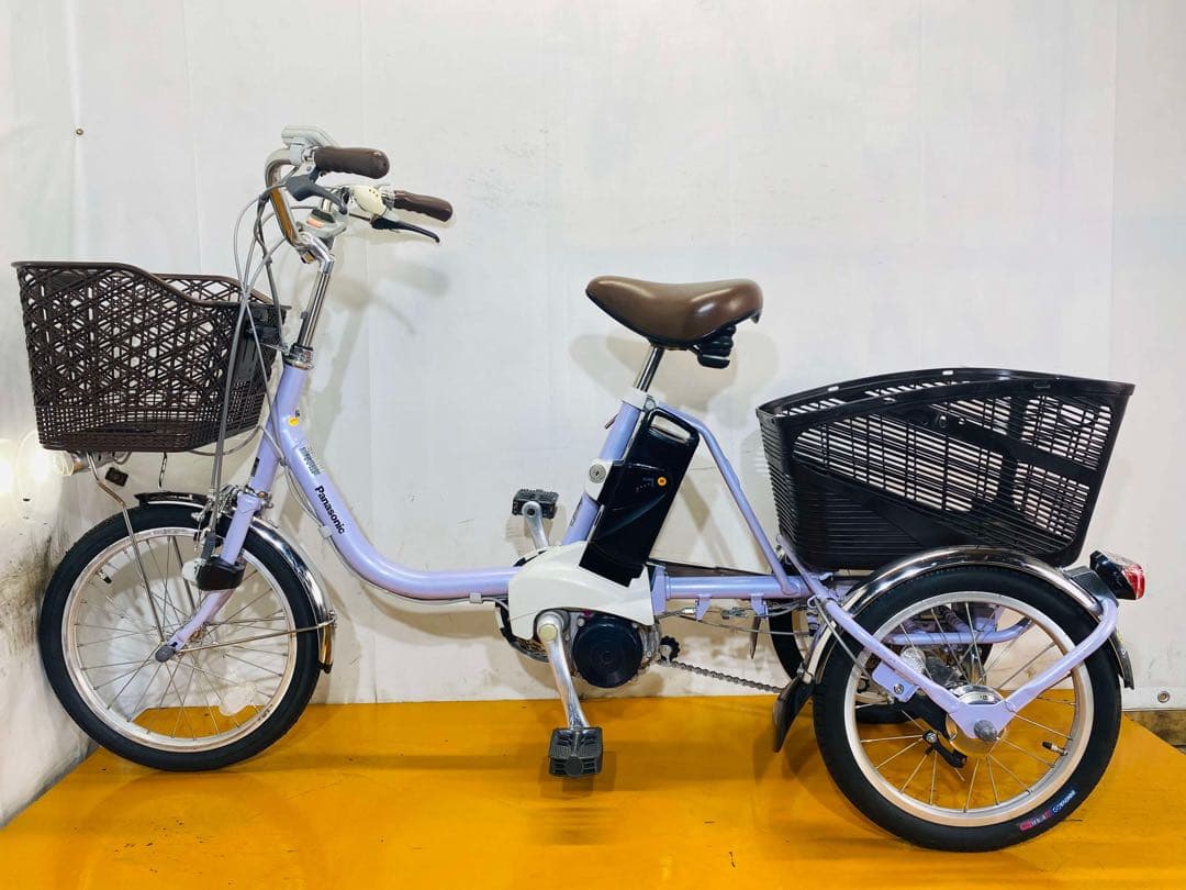 送料無料条件付き　パナソニック　電動アシスト自転車三輪車(18/16型)