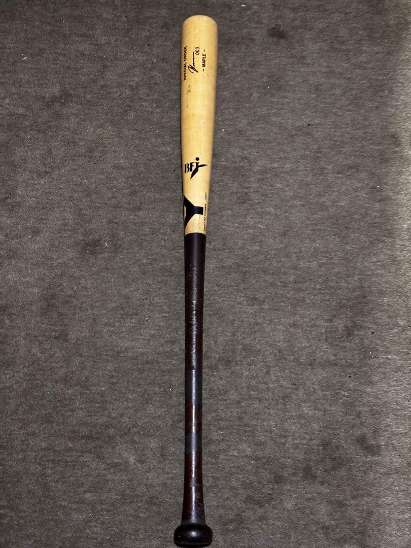 ヤナセ硬式木製オーダーバット