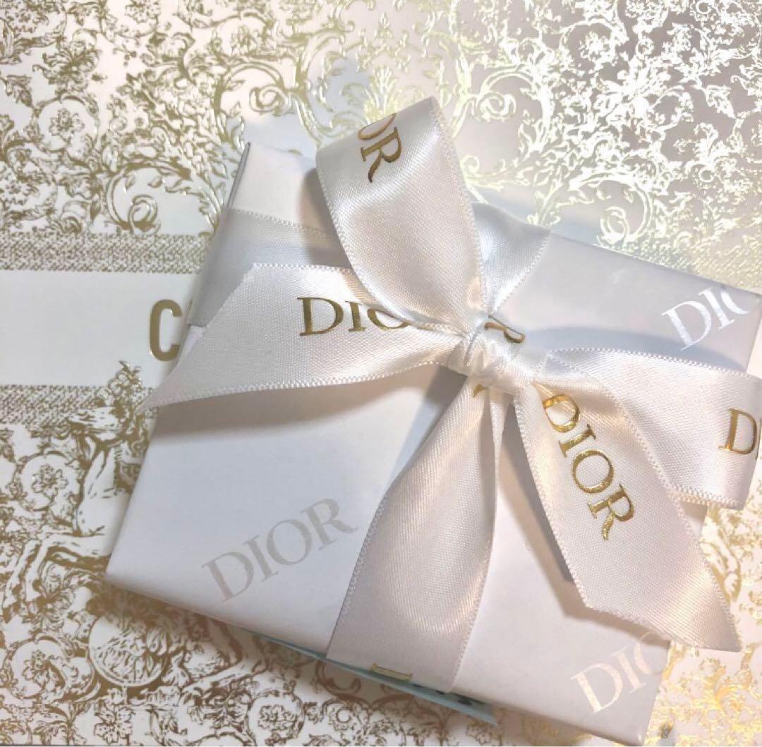 Dior ディオールスキンルージュブラッシュ212 チュチュホログラフィック