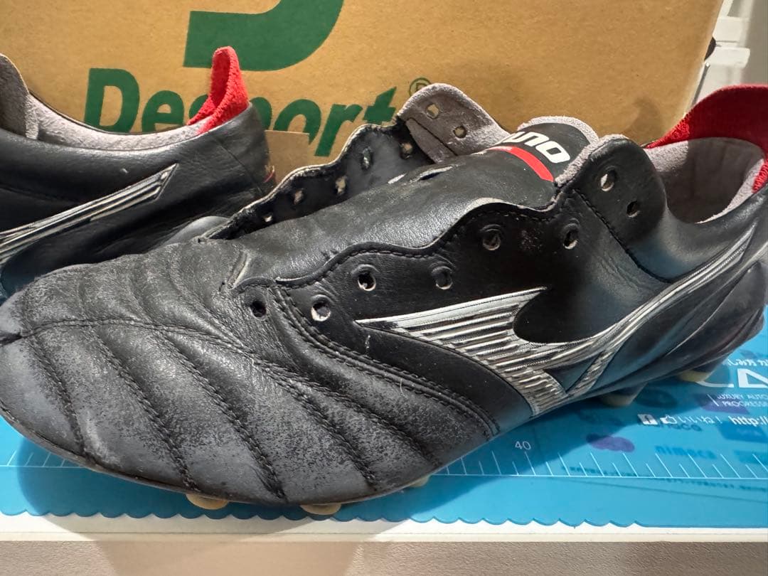 ミズノ　モレリア Neo 4中古サッカーシューズ　24.5cm