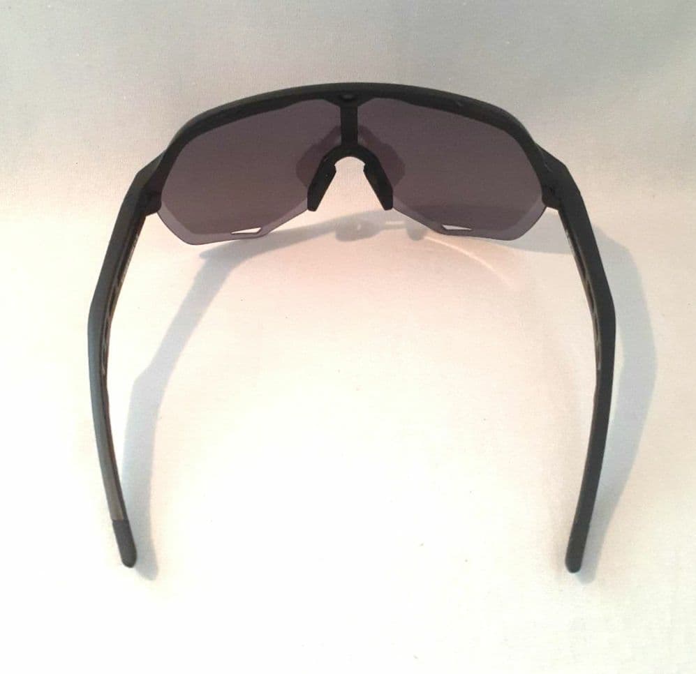 100% S2 マットブラック / ゴールドミラー ワンハンドレッド サングラス