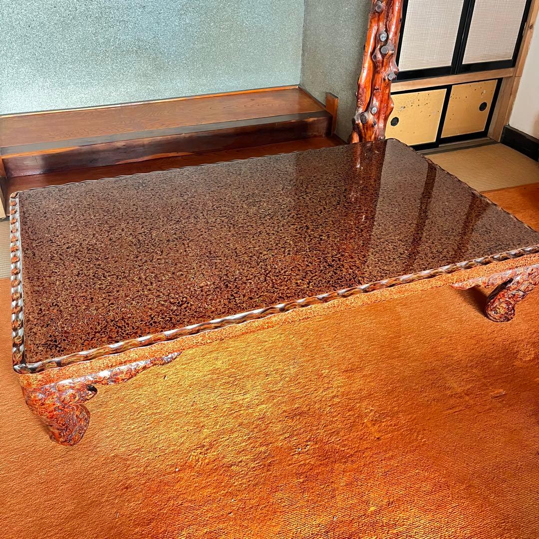 高級座卓　津軽塗　特徴的な脚デザイン