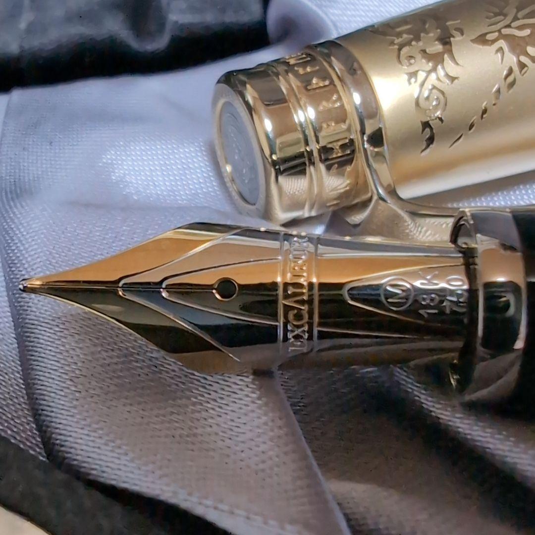 【未使用♪】 ぺんてる エクスキャリバー 万年筆 コルベニックシリーズ 一角獣