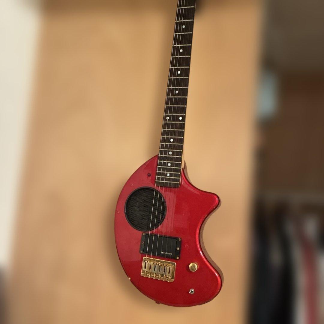 Fernandes zo-3レッドエレキギター 内蔵スピーカー付き