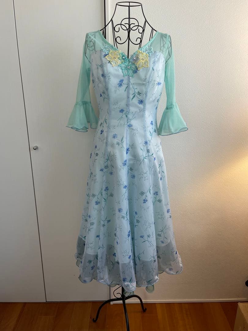 ❤️新品❣️未使用❣️タグ付き❣️社交ダンス　パーティードレス❤️