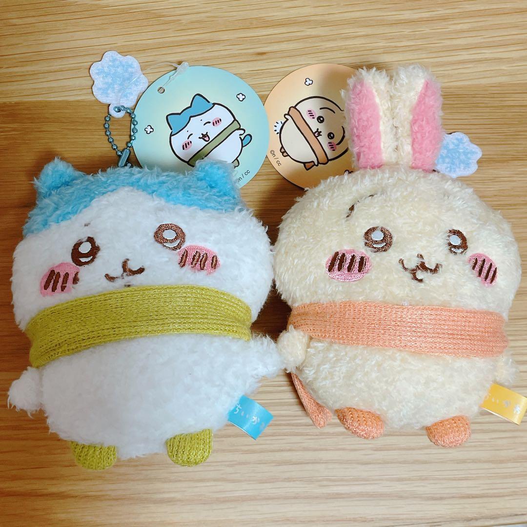 ちいかわ　ぬくぬくの装い（うさぎ）（ハチワレ）