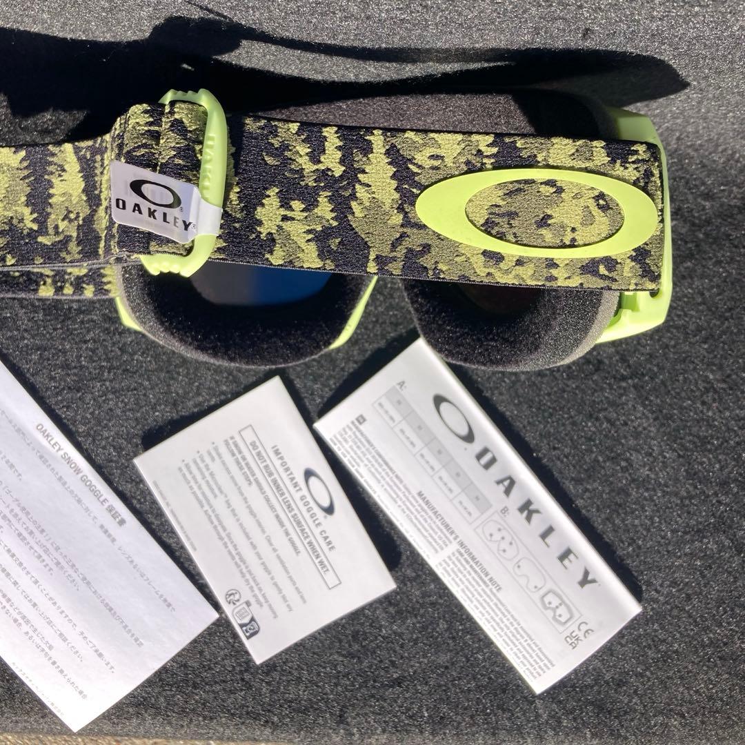 新品未使用　オークリーゴーグル　オークリースノーゴーグル　ラインマイナーM