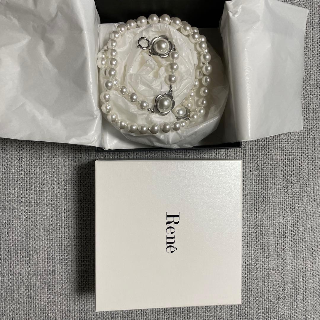 ルネ　Rene パール調ベルト